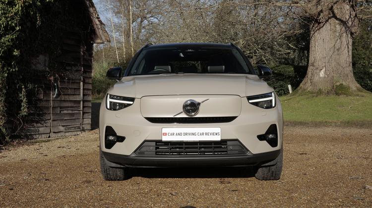 VOLVO EX40 ESTATE 185kW Extended Range Plus 82kWh 5dr Auto